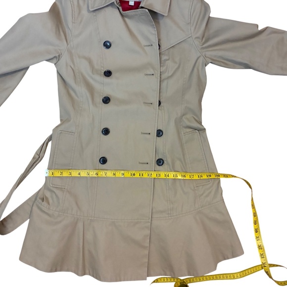 Banana Republic Flounce Hem Trench Coat | Red Lining | Size S - Picture 5 of 9